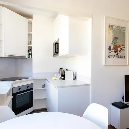 Arpeggio Furnished Studio * Beausoleil