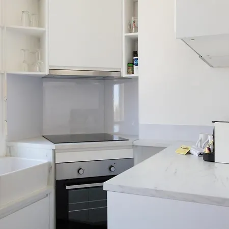 Arpeggio Furnished Studio Apartment *