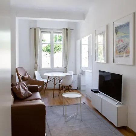 Arpeggio Furnished Studio Διαμέρισμα